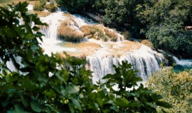 Fedezd fel a Krka Nemzeti Park varázslatos világát Makarskából!